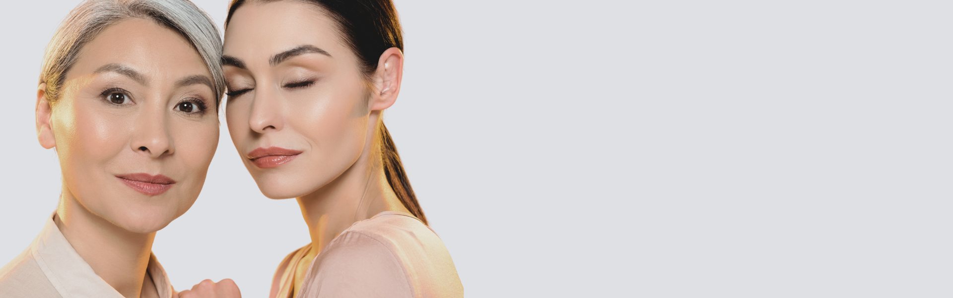 Femme de 60 ans rayonnante – beauté authentique sans artifices