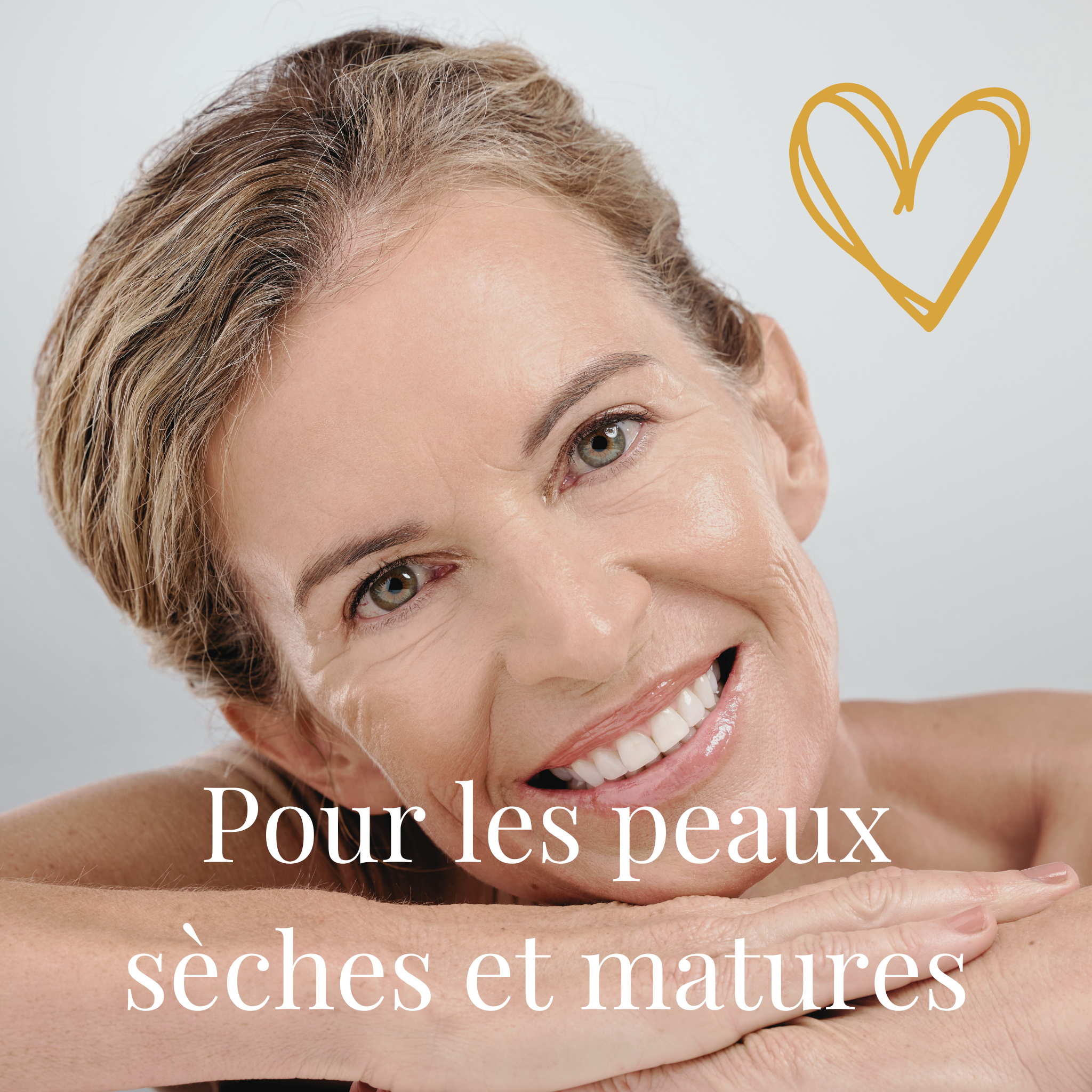 Application du sérum pour peau mature 40+